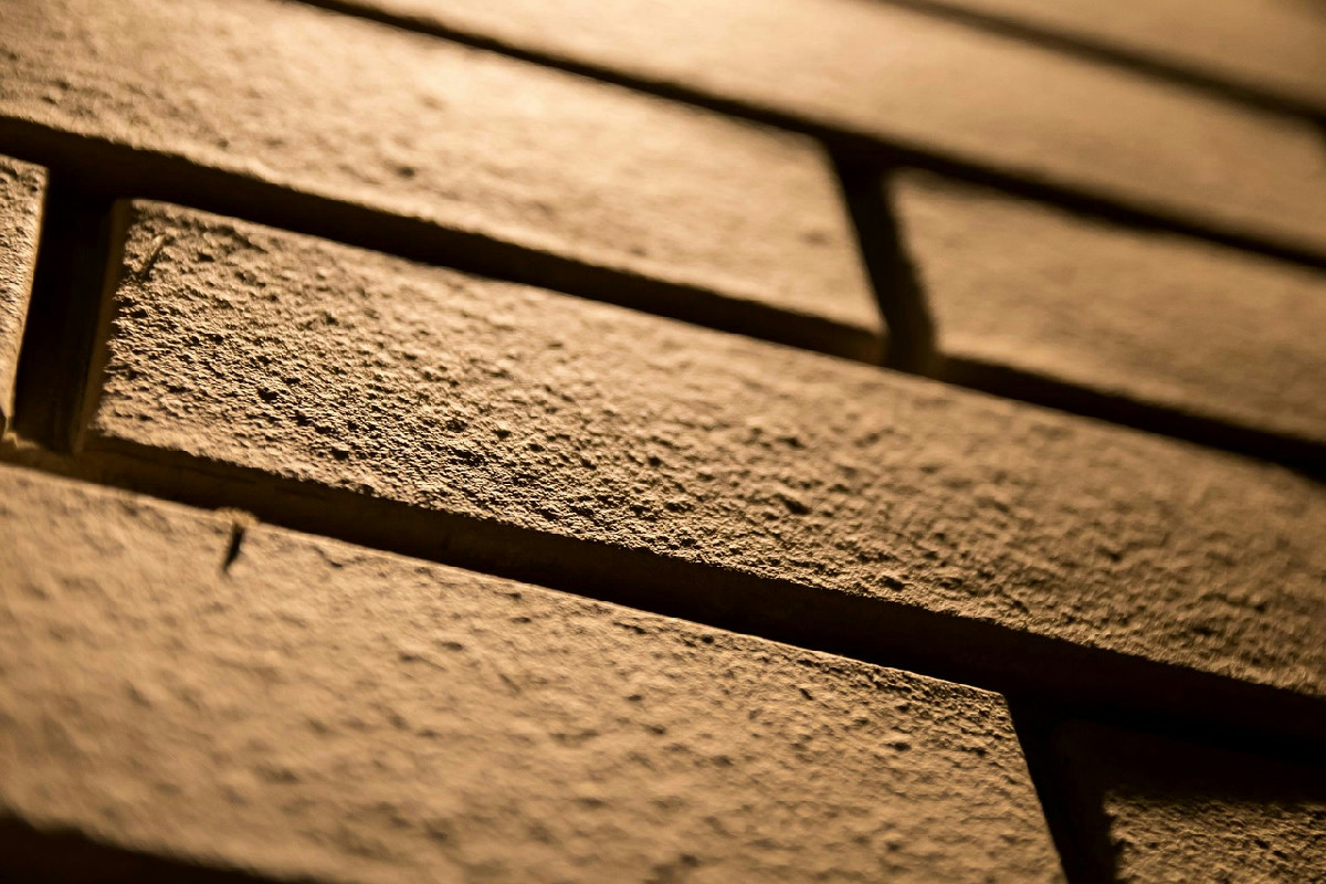 Freddo in casa d’inverno, la tecnica di 5 minuti per mantenere i muri caldi e l’aria fresca