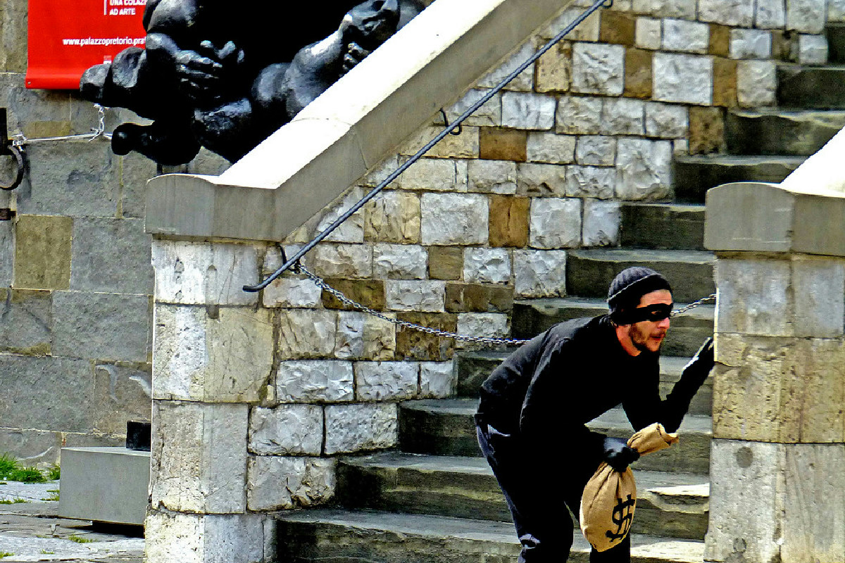 Il nuovo proprietario trascura una disattenzione che rende la casa facile bersaglio per i ladri