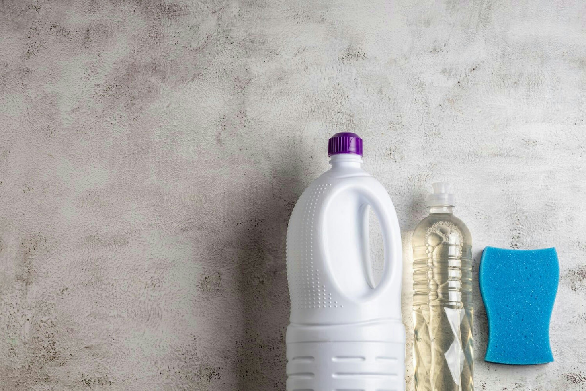 Rinnova i pavimenti con un detergente naturale fatto in casa e porta freschezza autentica in casa